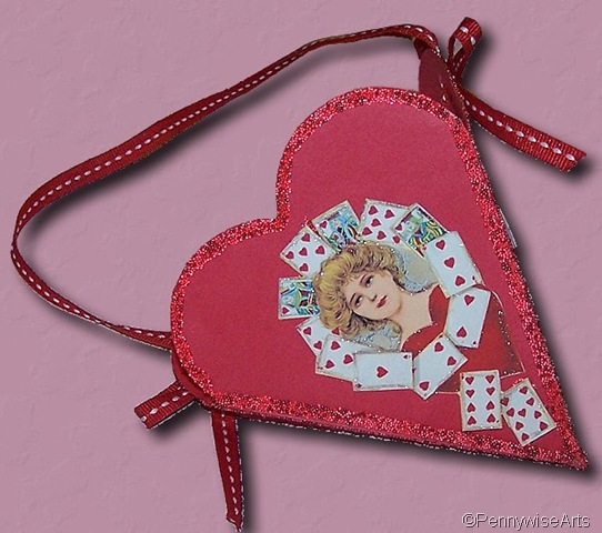 [MicheleAZ3SidedValentineTreatHolder[10].jpg]